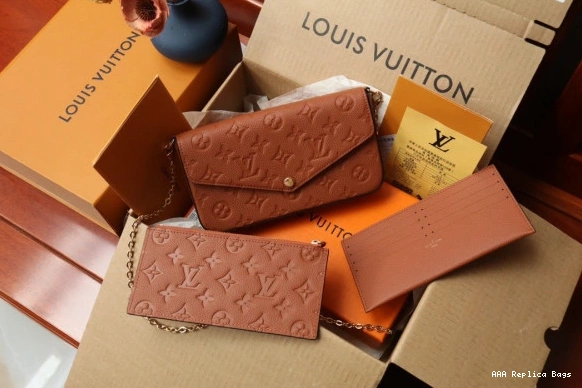 Aaa replica bags POCHETTE VUITTON LOUIS FÉLICIE 0723